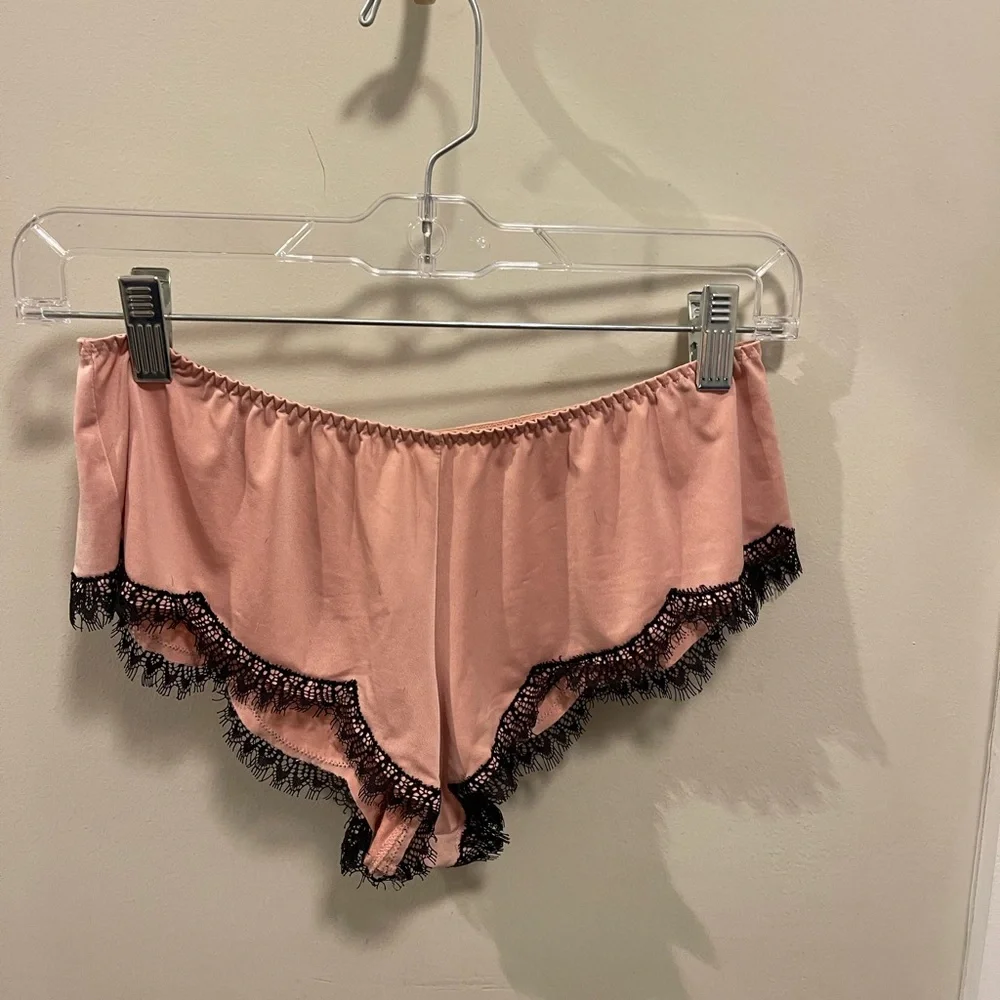 Adoreme Elegant Pink Lace Trim Camisole and shorts pajama set - Picture 5 of 5